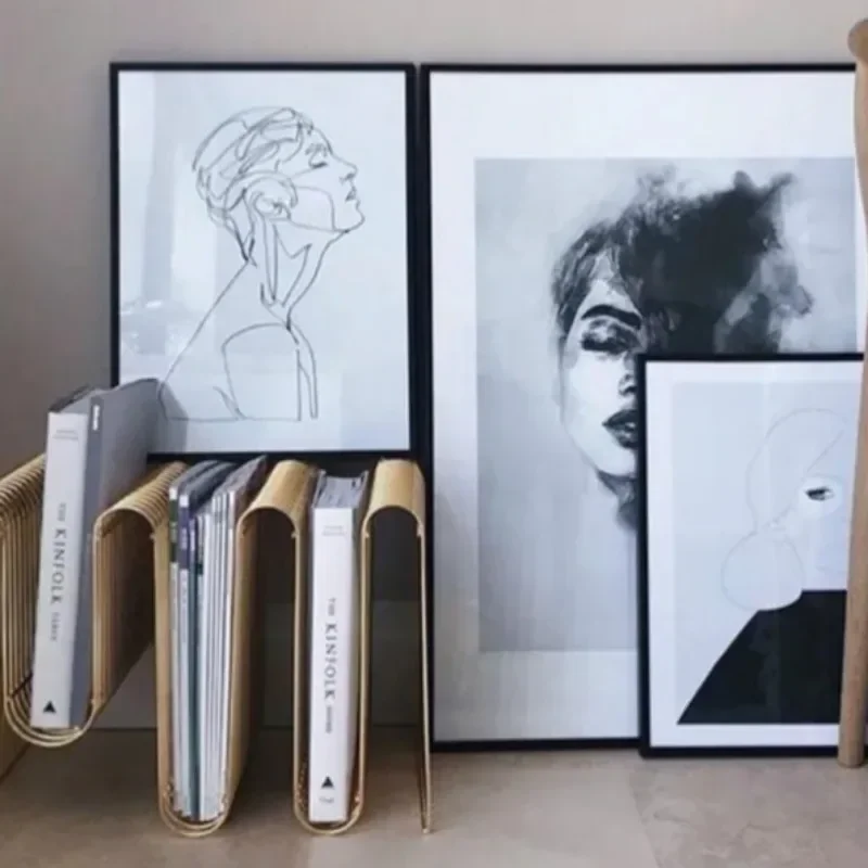 Creative Magazine,Nordic Minimalist Book and Newspaper Metal Storage Rack, Luxury Sample Room Decoration, Floor to Ceiling Rack