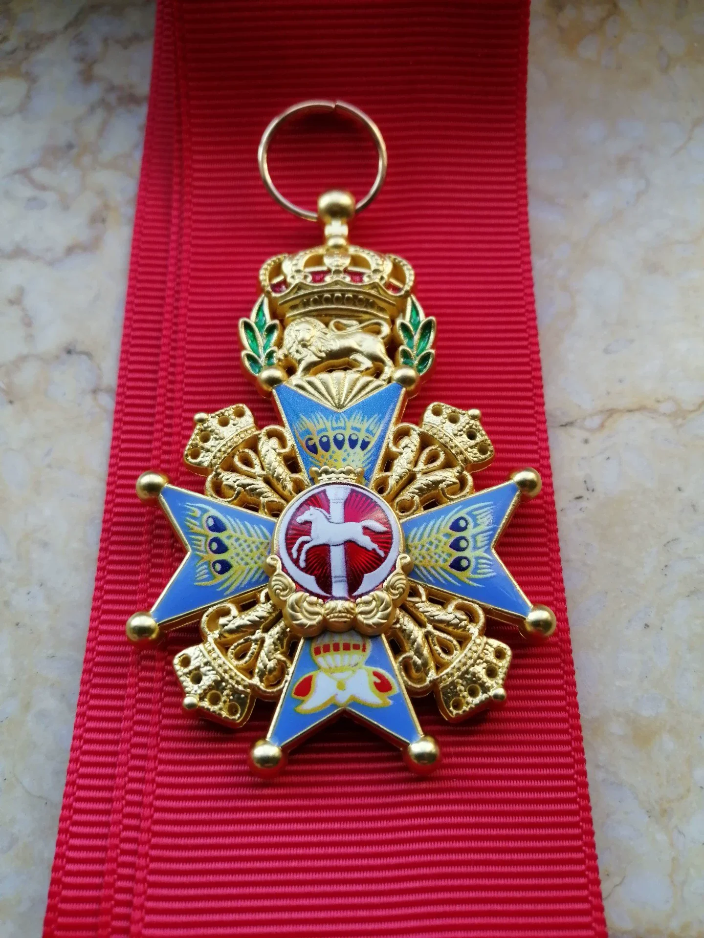 1 Set Grand Cross Order Henry The Lion Medal Badge Brunswick with Red Ribbon Decoration Collection Crafts Gifts