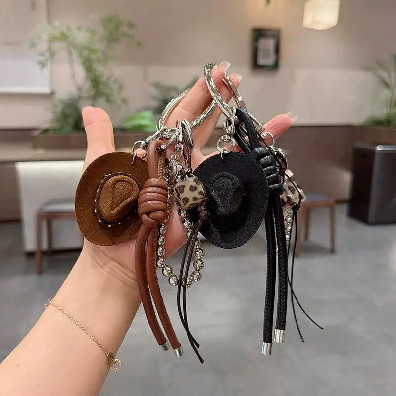 Lucky Cowboy Hat Keychain Pendant Handmade Braided Rope Faux Leather Charm for Thanksgiving Day Small Gift Options