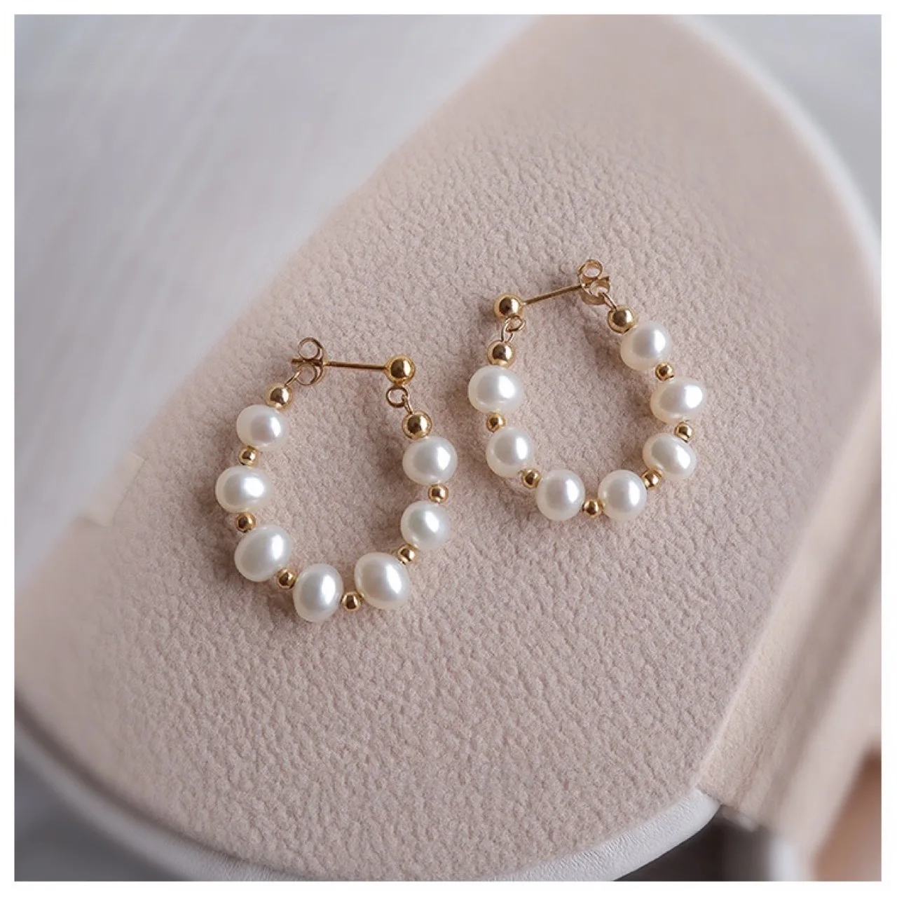 

Popular Trendy Design Natural AAA South Sea Mini 3-4mm Near Round Pearl Earrings Suitable For Any Occasion Customizable