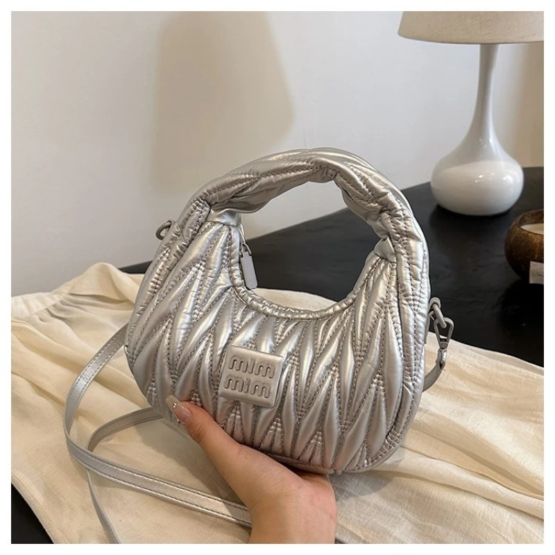 

Ladies Fashion Bag 2025 Hot Sale Convertible Style Pillow Handbag Adjustable Strap For Commuting Work Campus JK Style Versatile