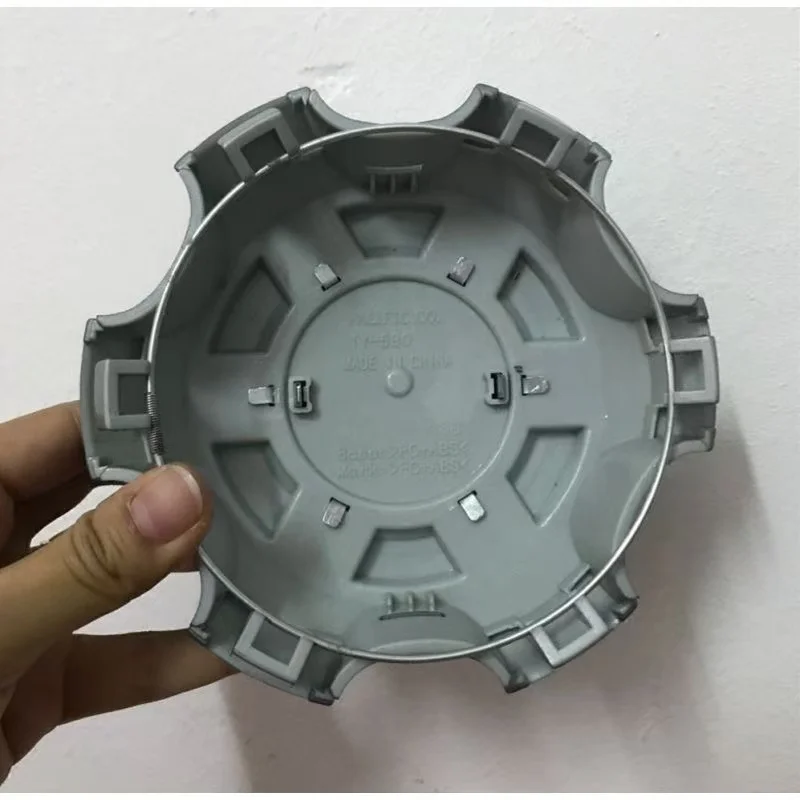 4 قطعة أغطية العجلات لـ 2014-2023 Toyota FJ Cruiser FJ LC200 Hub Caps أغطية حماية الإطارات قبعات مركزية (4260B-35100)
