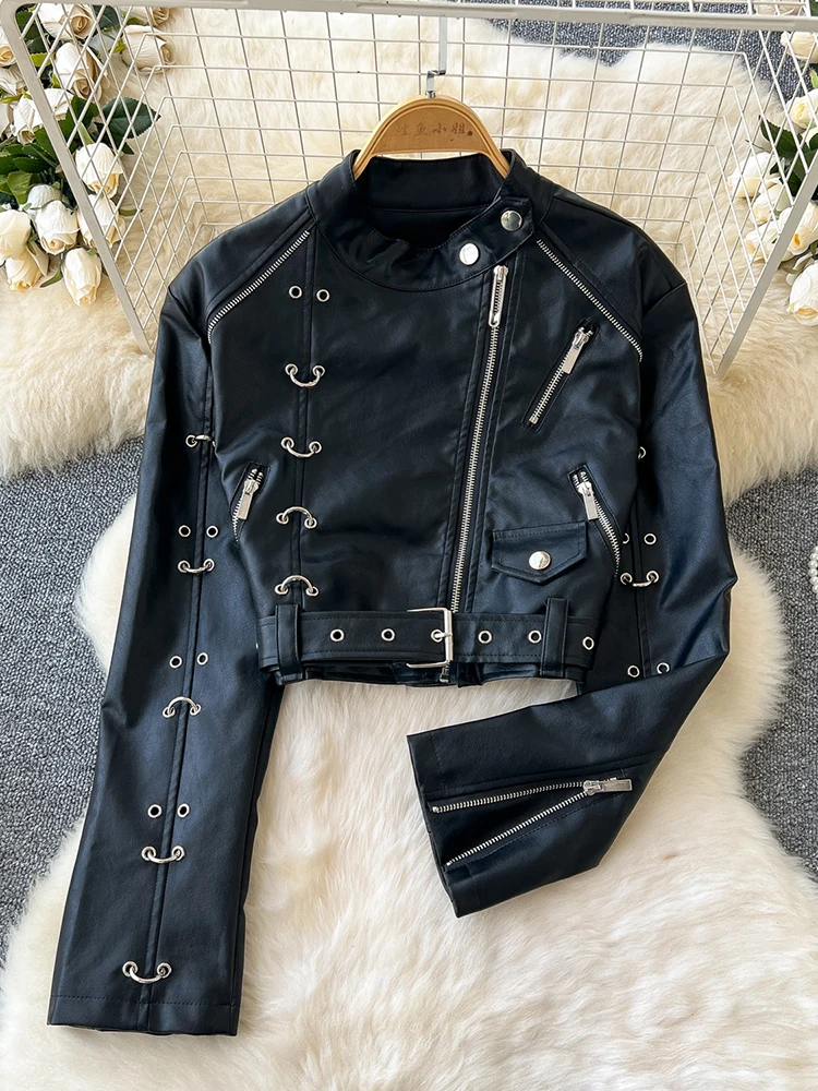 EWQ Moto Style Vintage Leather Jackets Women\'s Stand Collar Irregular Circular Rivet Design Short Coats 2024 Autumn New 27X1611