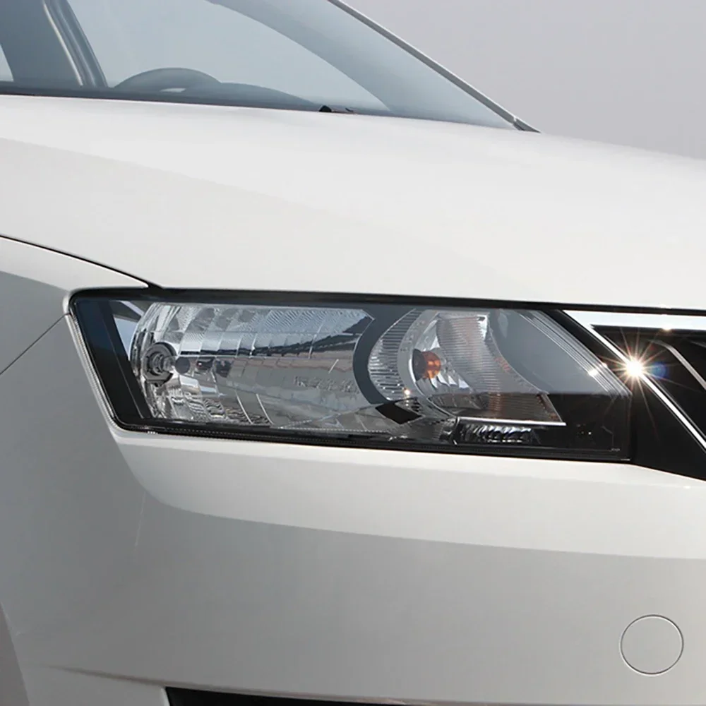 For Skoda Rapid 2013 2014 2015 2016 Headlight Shell Lamp Shade Transparent Headlamp Cover Plexiglass Auto Replacement Parts