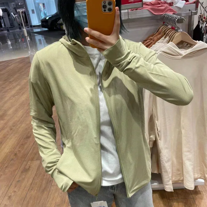 Women's Summer New Lightweight Breathable UV Protection Me Zipper Hooded Sun Protection Clothing Straight Cut Long Sve Coat