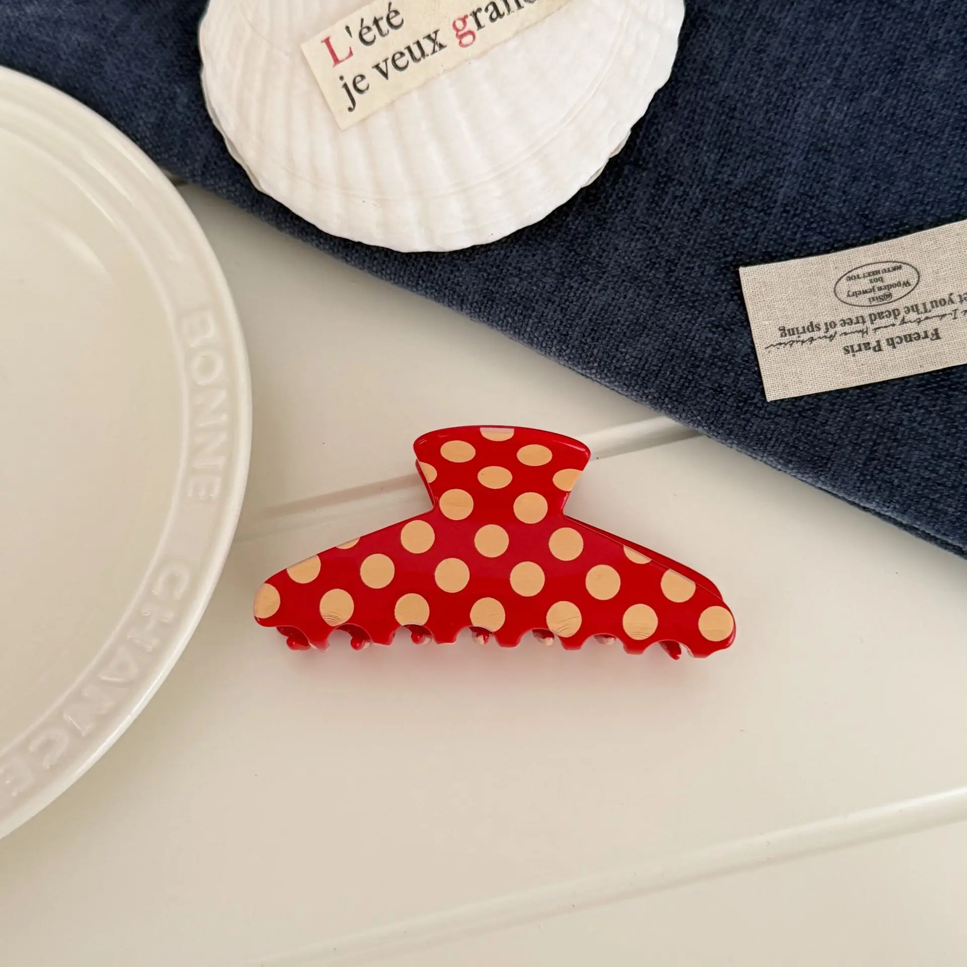

Premium Medium Acetate Shark Clip Cream Polka Dot Korean Elegant for Half Up Ponytail Daily Use Non Slip High Quality