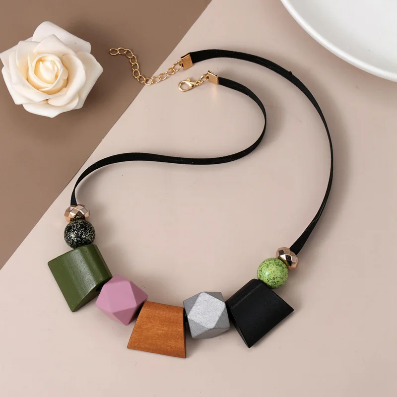 Pink Color Vintage Geometric Wood Beads Bib Necklace for Women Statement Fashion Jewelry