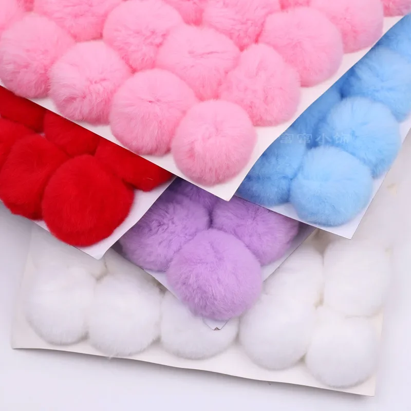 Real Fur Ball 6cm Pompom Keychain Car Pompon Rabbit Fur Ball Keychain Fur DIY Bag Charms with Fluffy Bunny Ponpon