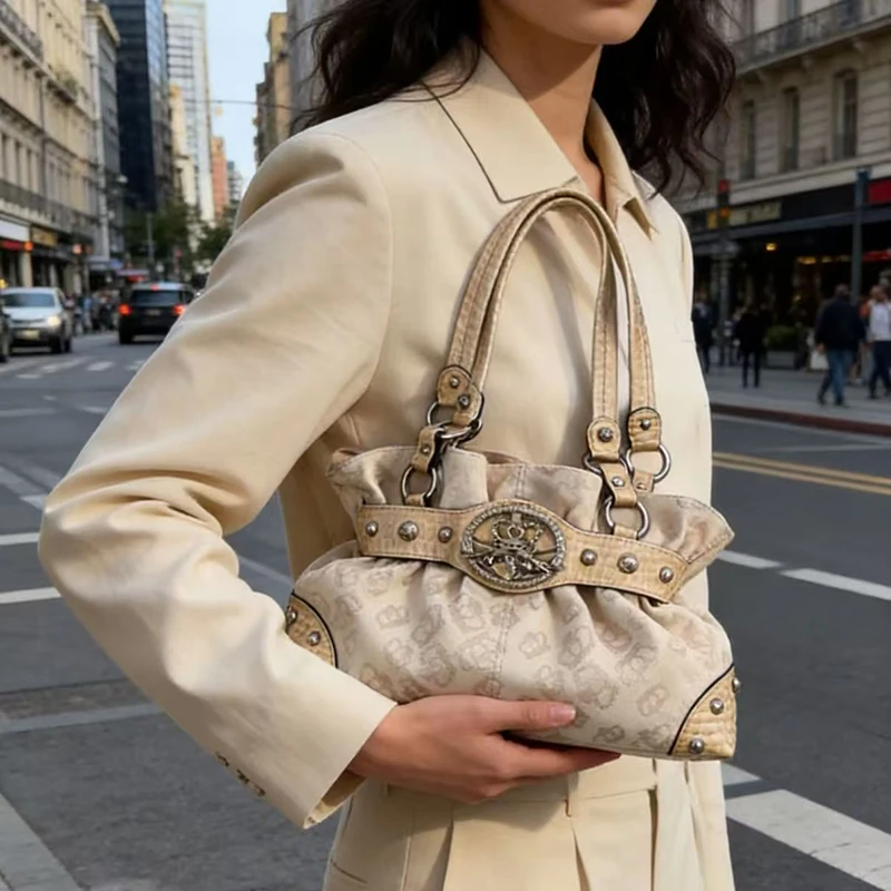 

Модная сумка-тоут в стиле Y2K для девушек, с заклепками, на плечо, женская, большая вместимость, повседневная, для поездок на работу, ручная сумка-боулинг