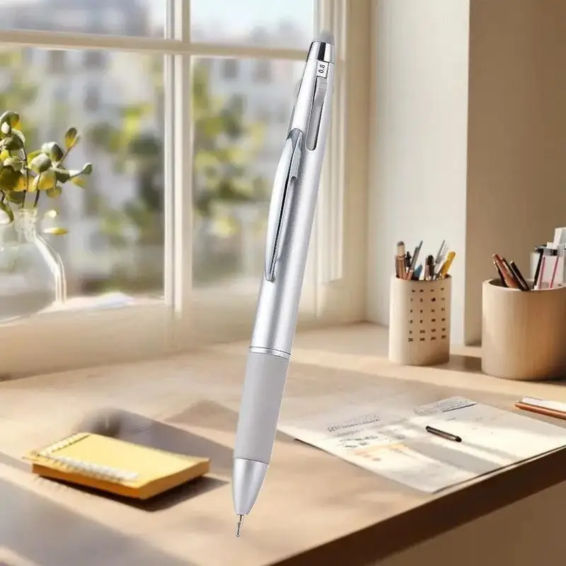 Stylo à points pour nail art 4 en 1, outil de pointage de style stylo à bille avec 4 embouts interchangeables pour des designs d'ongles détaillés