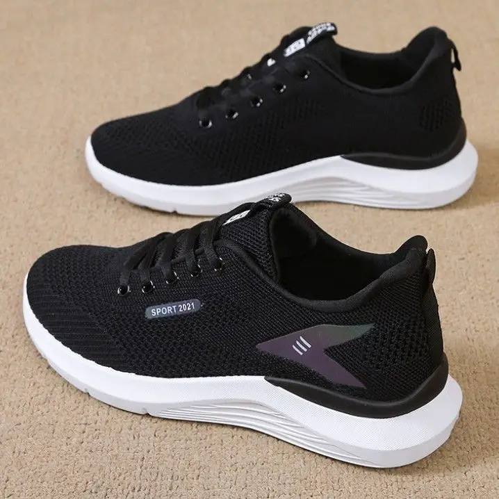 Women's sneakers 2025 new spring and summer fashion versatile soft sole lightweight casual running shoes for children