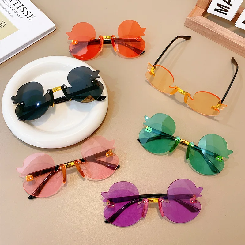 Fashion Children\'s Sunglass Cute Cartoon Duck Shape Sunshade Mirror Anti-ultraviolet Glasses Party Decorative Glasses for Child