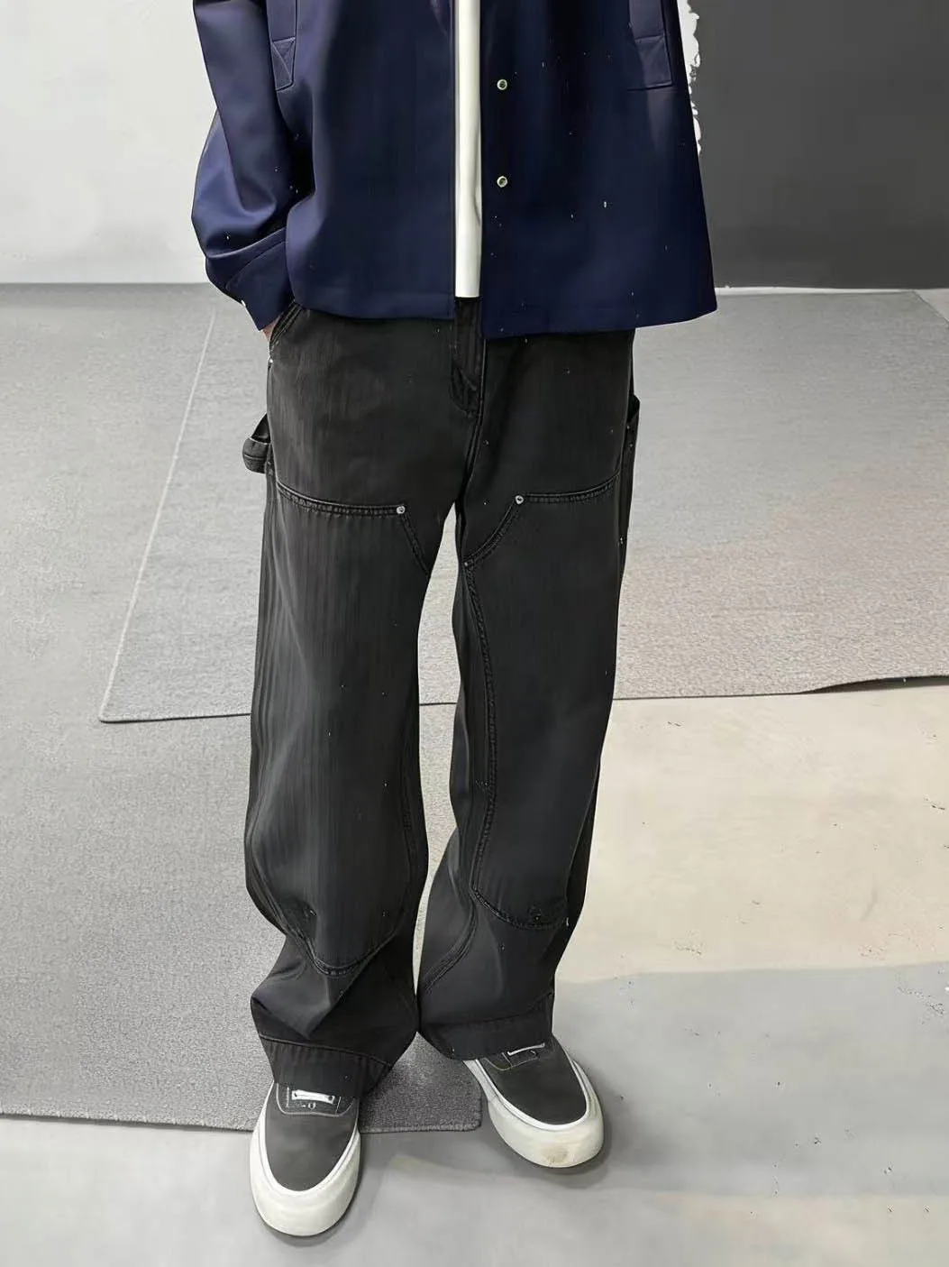 

Повседневные джинсы с эффектом потертости и заклепками, прямого кроя, со средней посадкой, свободные, молодежный тренд, весна-лето-осень