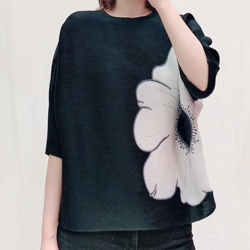 Plissee Mode Kurzarm T-Shirt Frauen Sommer neue lose und modische große Abdeckung Bauch Top Short Style Mode
