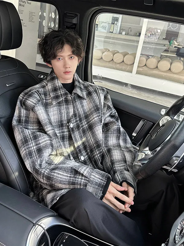 

TANGZ STUDIO Men's Woolen Plaid Jaet Loose Casual Sle Turn-down Collar American Retro Faionable Top for Autumn