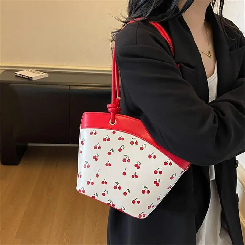 

Charming Cherry Purse Shoulder Bag Generous Room Casual Travel Bag Handy Storage Bag Young Lady's Love Clasp Bucket Bag Gift
