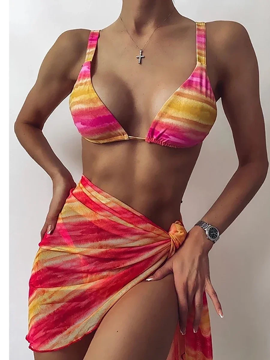 セクシーなレオパード柄ビキニ水着 レディース 2023 水着 カバーアップ マイクロTバック 3点セット ビキニセット 水泳用水着 ビーチウェア