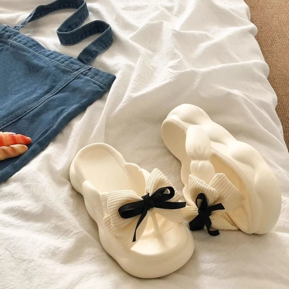 عدم الانزلاق Bowknot سحابة النعال الارتفاع زيادة سميكة سوليد القوس الشرائح الصنادل تنوعا أسود أبيض سميكة القاع النعال