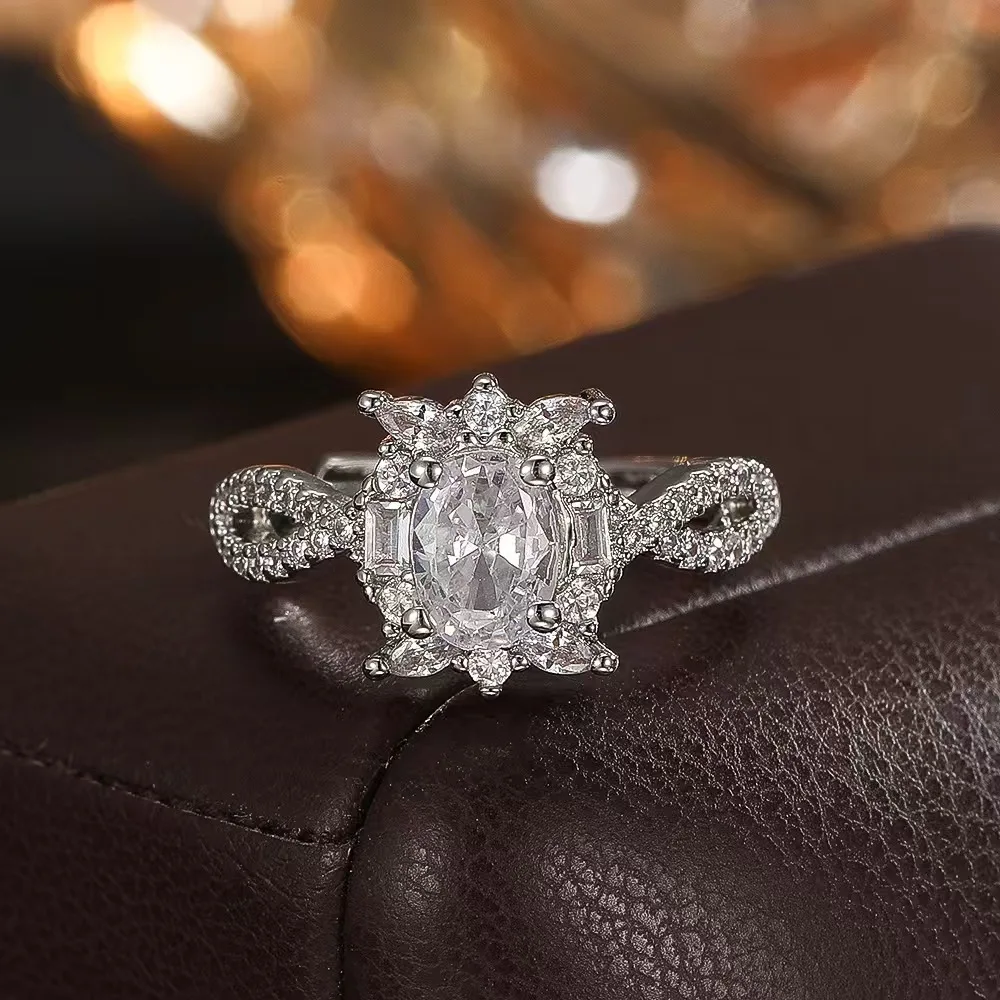 Luxury zirconia flower cluster openable ring. Light luxury high-end micro-set zirconia adjustable ring.
