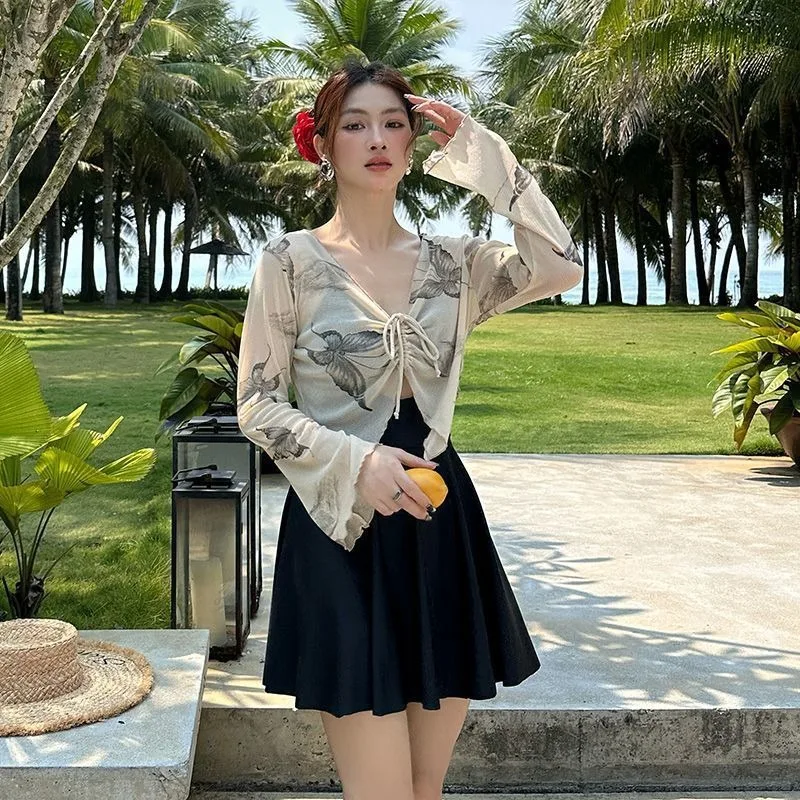 

Skirt Style Jumpsuit Luxury Conservative Plus Size Slightly Overweight Girl Covering Her Flesh Soaking in Vacation Swimsuit