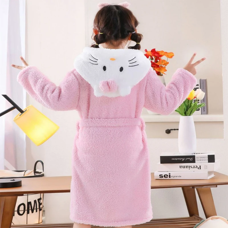 Miniso Hello Kitty Girls Nightgown Children Thicken Flannel Bathrobe Girls Coral Velvet Hooded Homewear Teenager Bath Robe Young