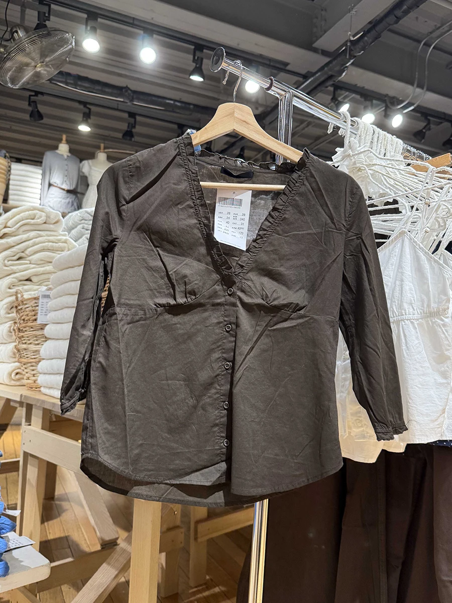 جديد براون القطن رقيقة الفطريات قمصان للنساء واحدة الصدر ثلاثة أرباع الخامس الرقبة البلوزات الحلو خمر بسيط تي شيرت بلوزة