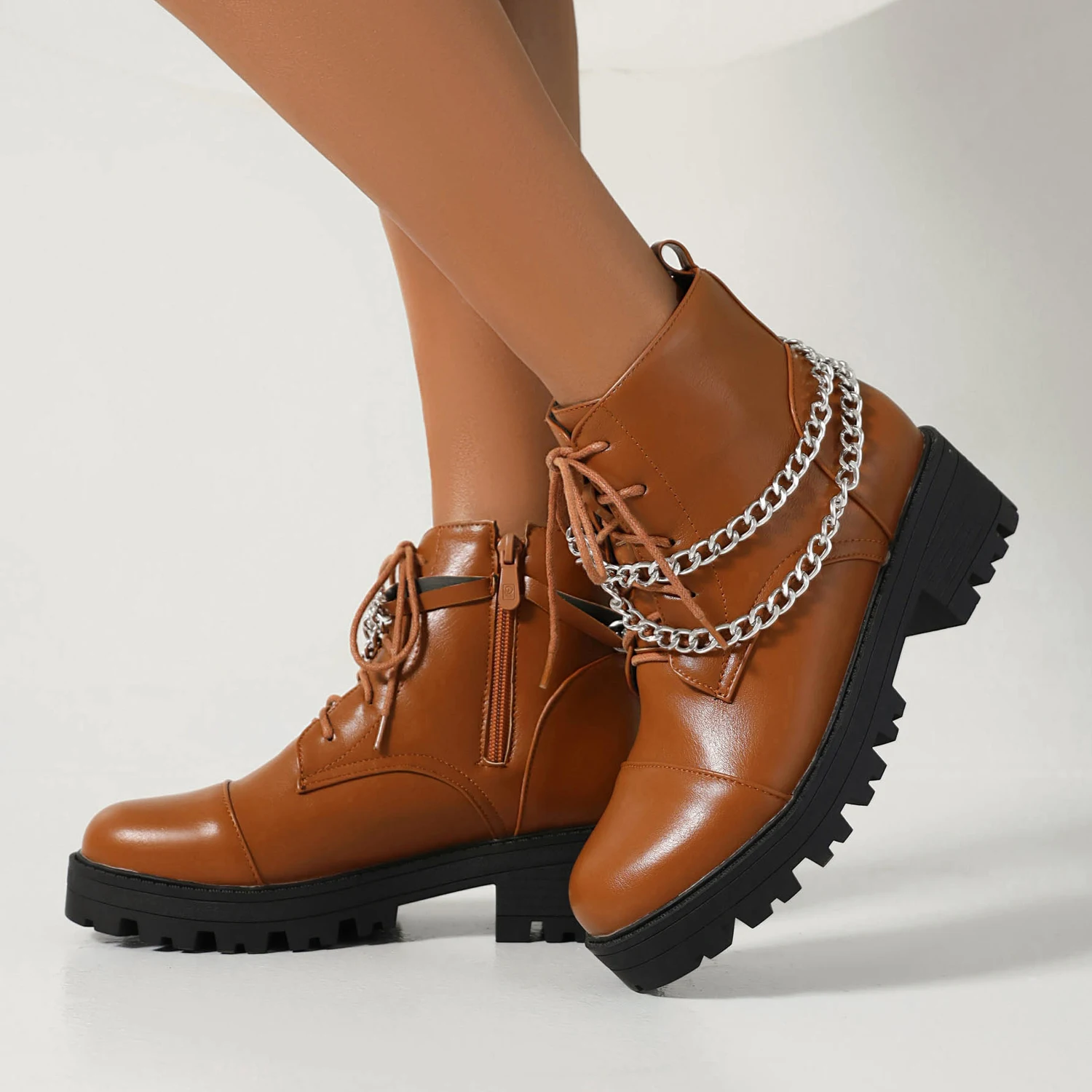 

Punk Style Metal Chain Tied Side Zipper Short Boots With Round Toe Thick Heel Platform Plush Inner Lining For Women's Boots