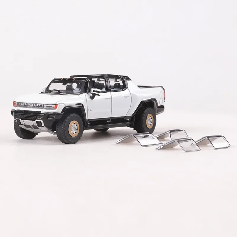 

GCD 1:64 Hummer EV Pickup SUV Simulated Alloy Automotive Model Collection Ornaments