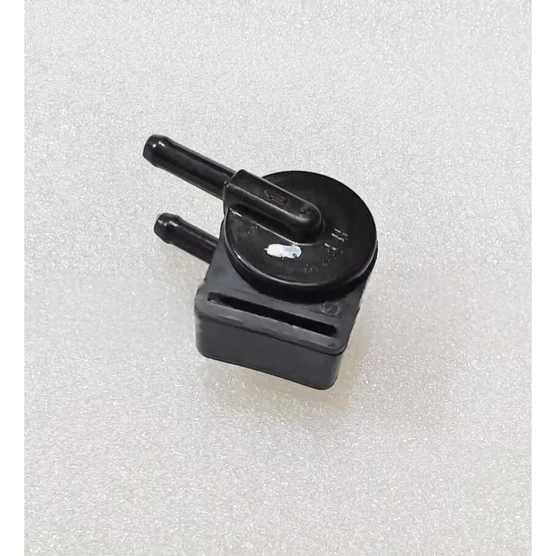 Fuel Tank Tilt Check Valve For QJMOTOR QJ600GS-3D SRK600 SRK550 SRK400 SRK350 Motorcycle Anti-overflow One Way Vent Valve