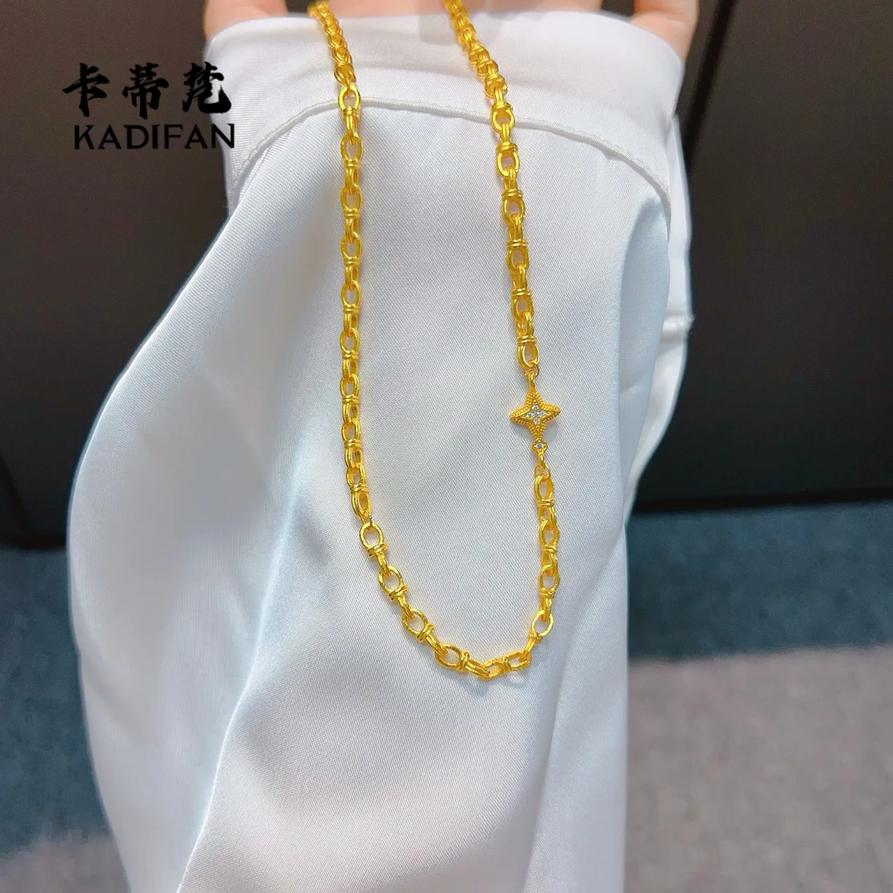 The same 9999 24K real gold women's gold necklace from the gold store, dotted diamond, four-star fashion gift, exquisite jewelry