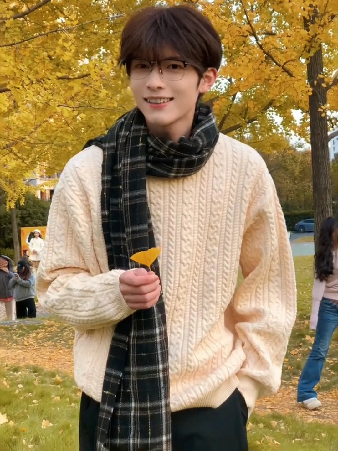 

Мужской вязаный свитер цвета хаки в полоску, с круглым вырезом, свободного кроя, осенне-зимний, в американском ретро-стиле, базовый слой, топ