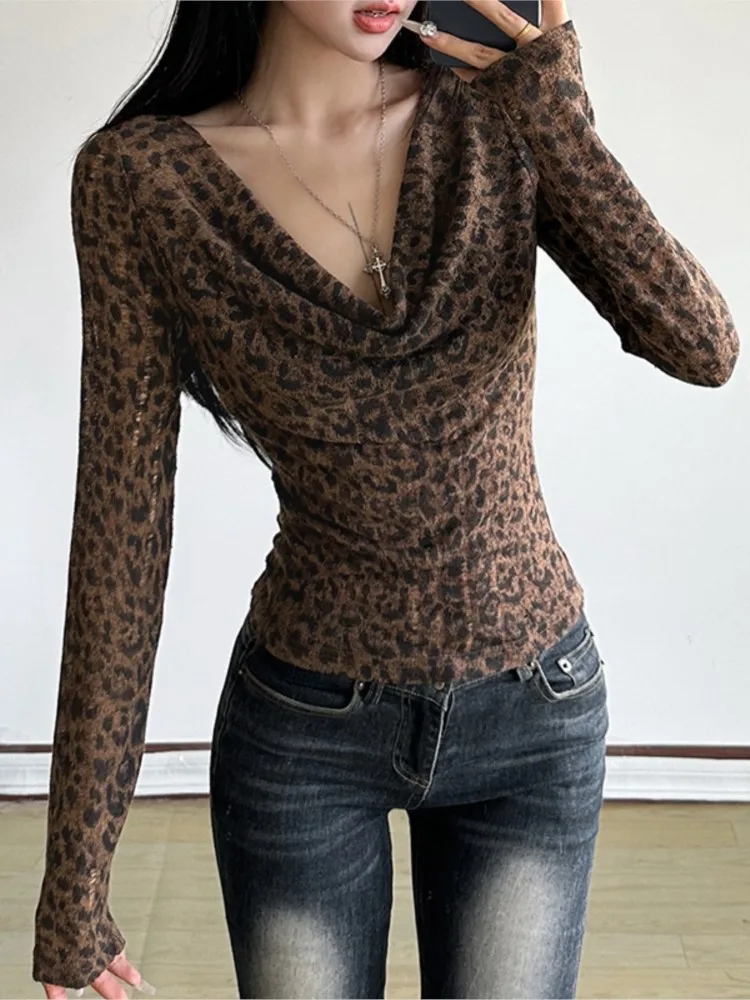 

Women's Fashion Retro Hot Girl Swing Collar Distressed Printed Slim Fit Bottoming Top Trendy Blusas Casual All-match Temperament