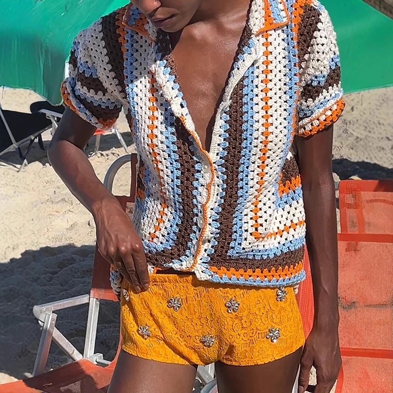 

Fashion Contrast Color Hollow Out Knitted Tops Elegant Soft Short Sleeve Commute Tops Lady Single Breasted Lapel Loose Sweater