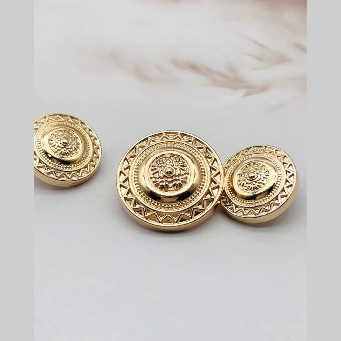 Round Pattern Metal Buttons 10PCS Of Vintage Suit Jacket Knitted Sweater Simple Decorative Buckle