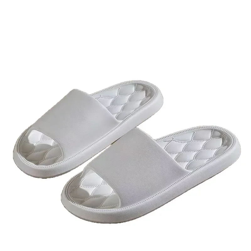 جديد 2025 النعال داخلي المنزل استخدام المضادة للانزلاق الحمام الاستحمام إيفا النعال باردة الرجال النساء الصيف الإحساس أحذية مقاومة للانزلاق