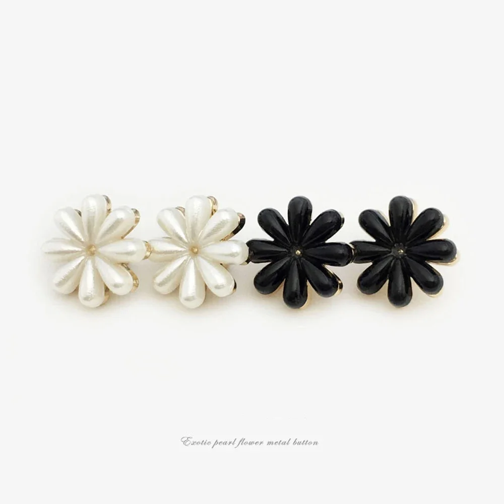 10-Pack Fashionable Flower Metal Buttons 11.5mm Shirt & Cuff Decor Black/White for Shirts Jackets Accessories Craft Supplies