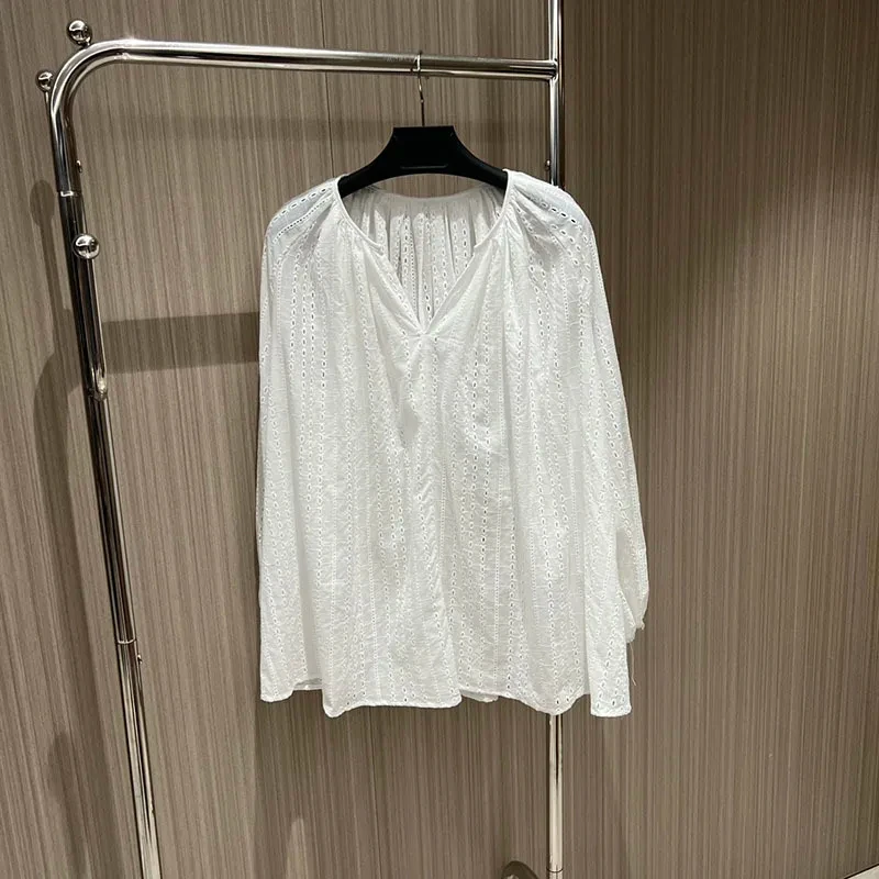 

Women's Elegant White Hollow Out Embroidery Blouses High End Y2K Clothes Fashion Long Sleeve V Collar Loose Shirt Holiday 2024