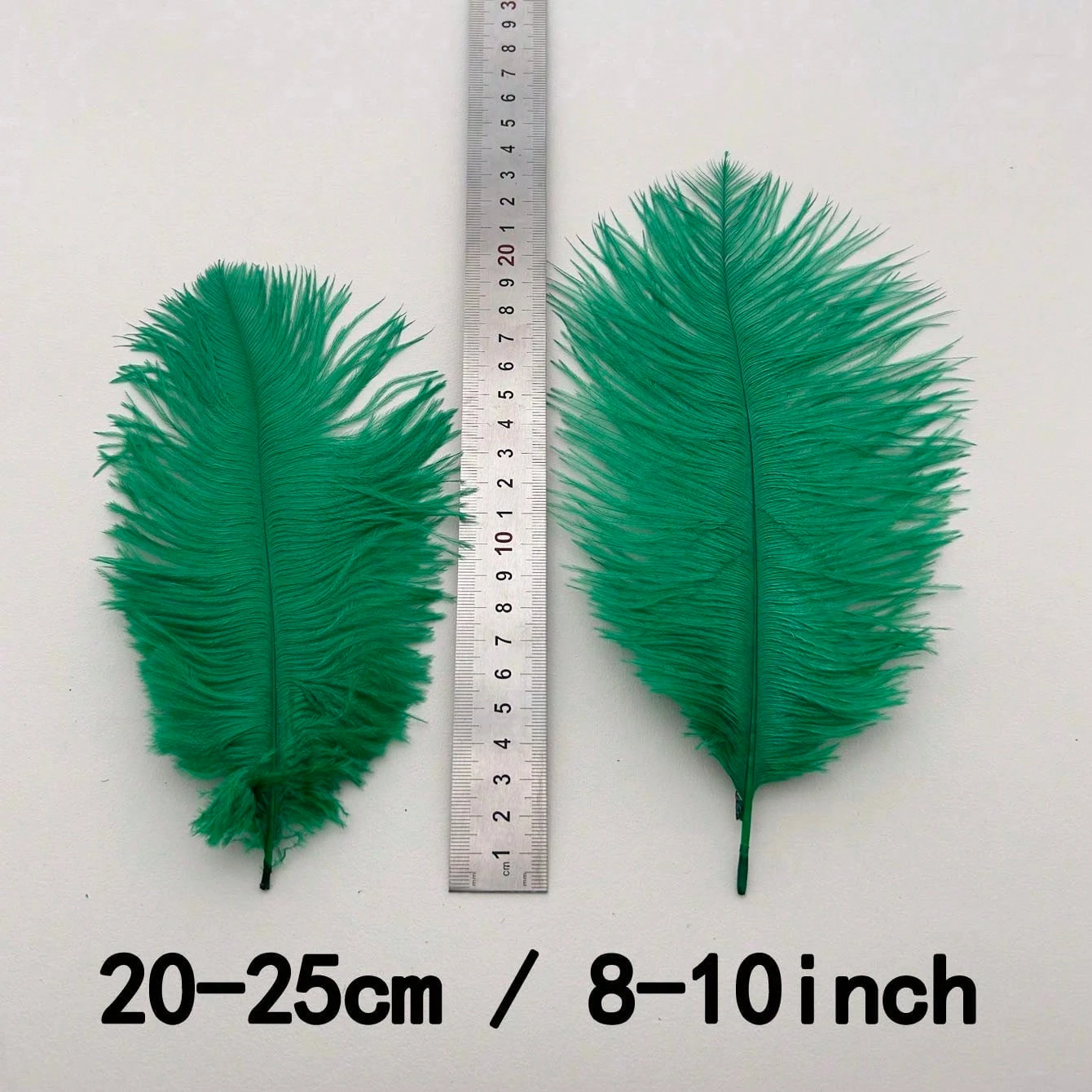 Plumas de avestruz de 20-25cm para decoración del hogar de boda, fabricación de joyas DIY, centros de mesa, accesorios artesanales