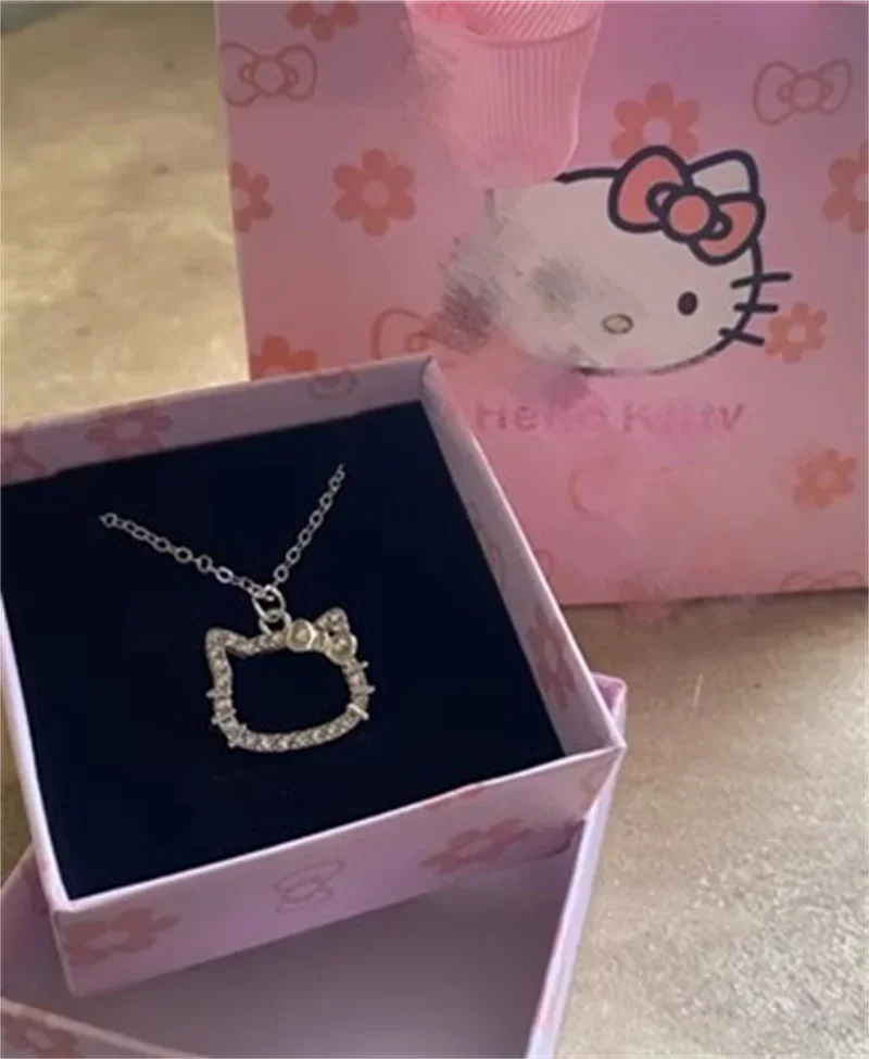 Anime Sanrio Necklace HelloKitty Kids Girl Pendant Necklace Kawaii Inlaid Diamond Crystal Jewelry Cartoon Gift Box Birthday Gift