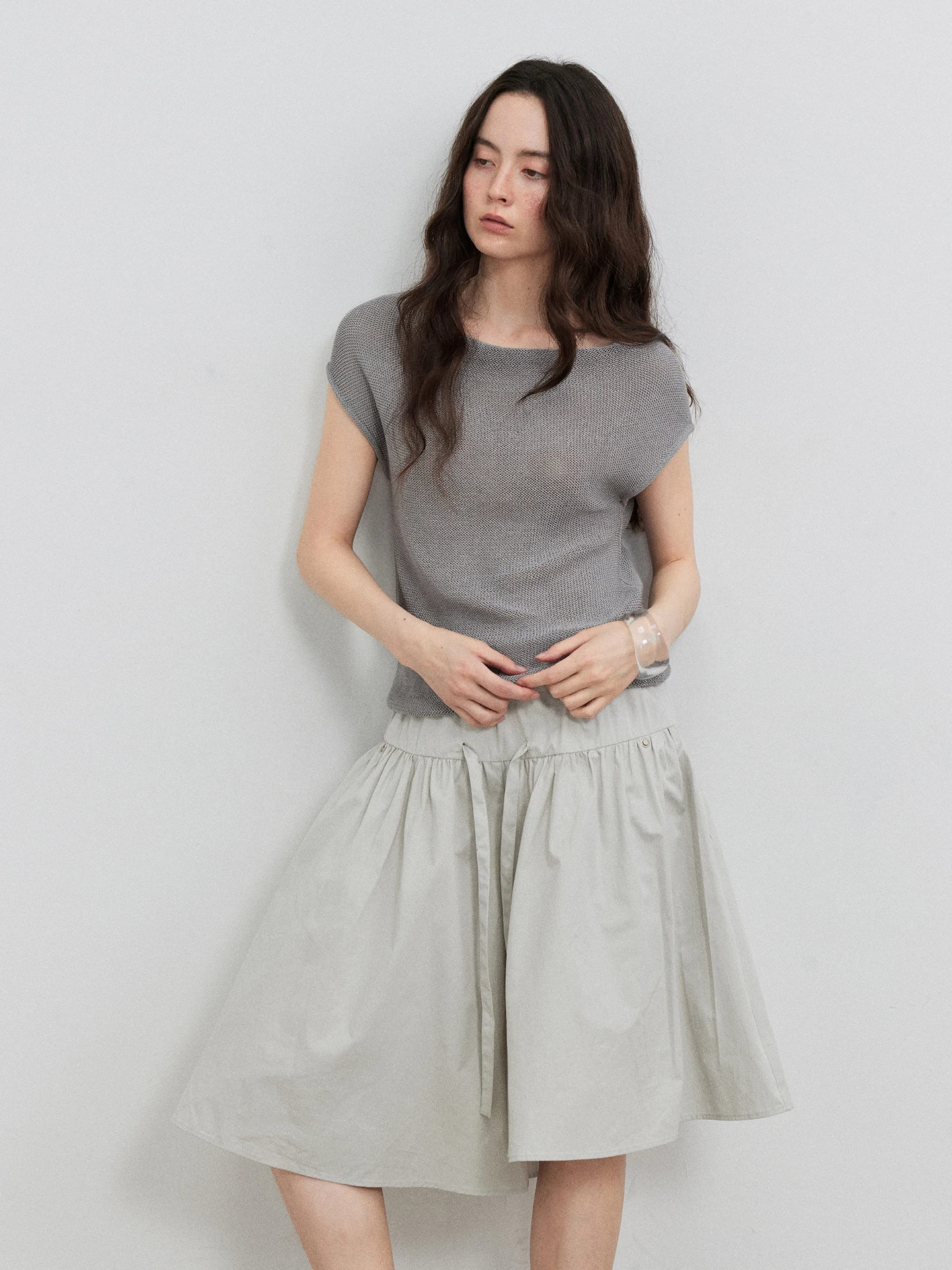 

Women's Slimming Pure Color Sleeveless Nano Silk Paper Gauze One-Shoulder Top Breathable Summer Tank Top Casual Outerwear