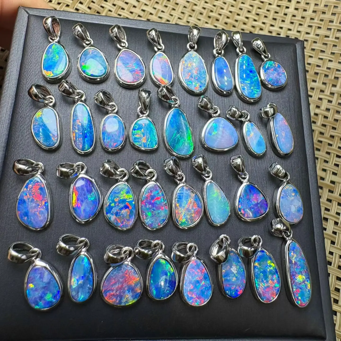 

1 Pc Natural Colorful Blue Opal Pendant 13-18MM Irregular Shape 925 Sterling Silver Reiki Healing Stone Jewelry Gift For Women