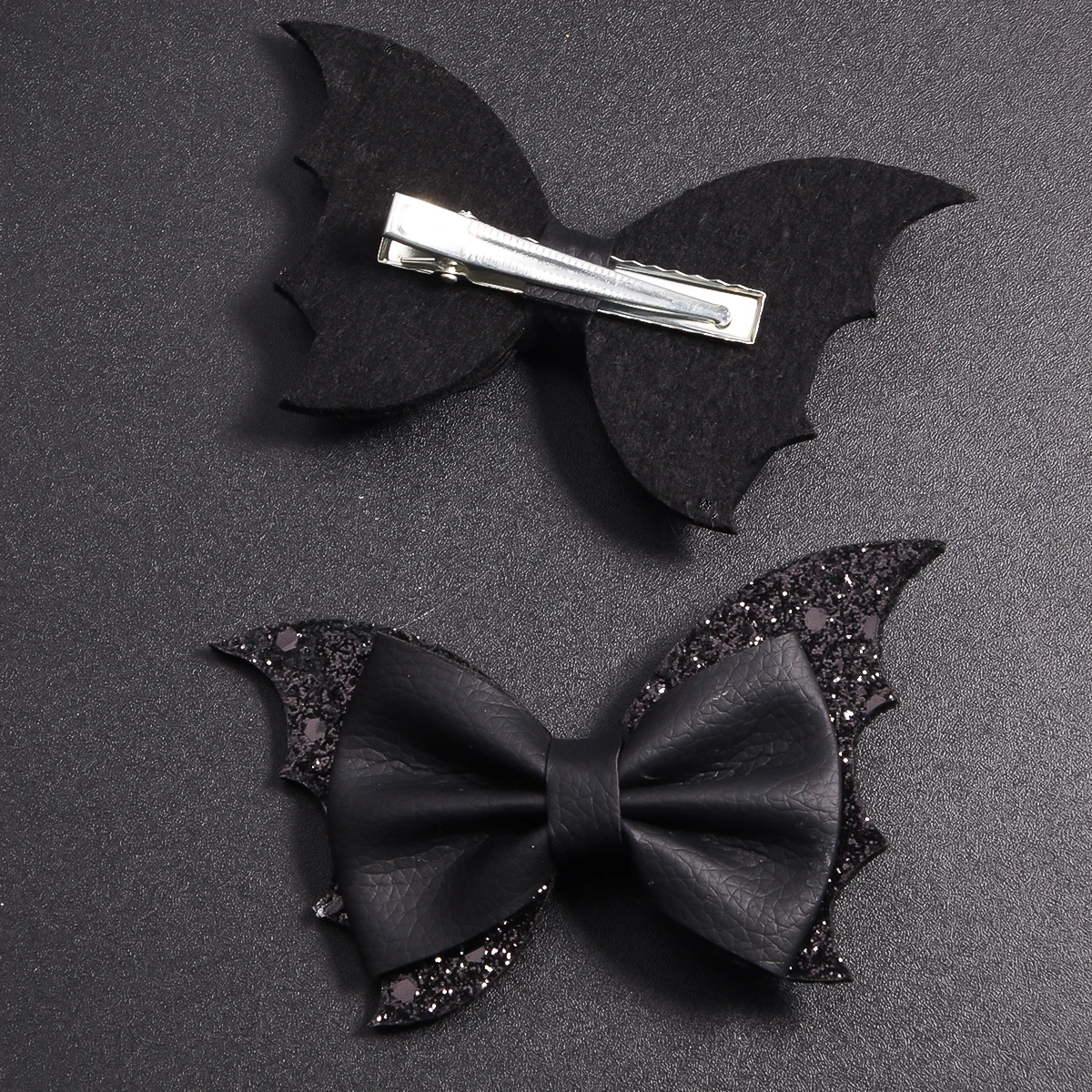 2 Novelty anime Glitter sequins Batman Duck Bill clip Hairpin personality Goth series girls dress up hair accessories