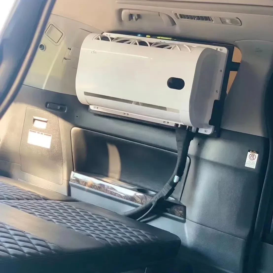 12-volt Mounted Split air Conditioning System Cab Ac for vans and Motorhomes