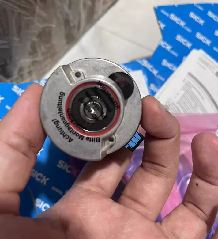 Brand New Original SRS50-HZA0-S39 Encoder Fast Delivey