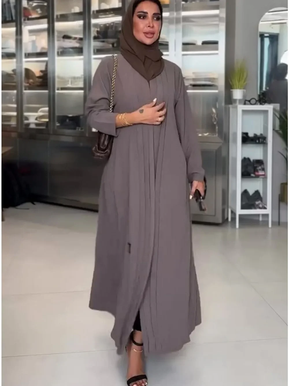 Eid Moslim Abaya voor Vrouwen Trenchcoat Arabische Lange Gewaad Jalabiya Enkele Knop Jurken Ramadan Dubai Abaya Kaftan Plooien Vestidos