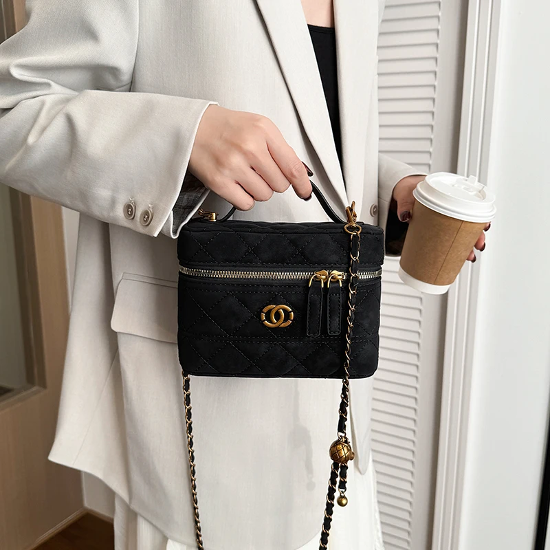 

Trendy Simple Crossbody Bag High-End Leather Vintage Design For Women With Fashionable Logo And Capacity