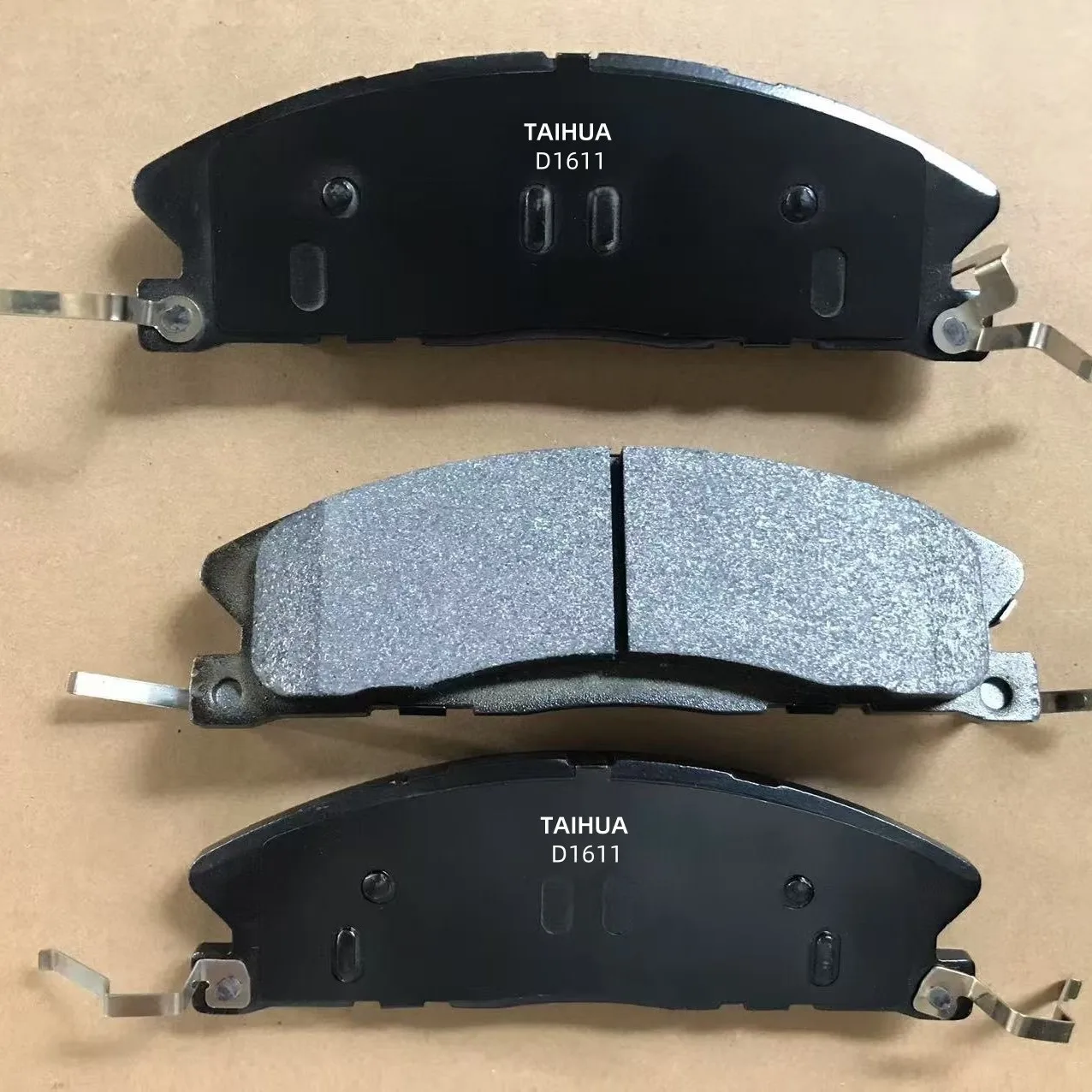 مناسبة لسانتا في الجبهة D86409 تراكا الجبهة JAC Ruiying Zotye T600 Landwind X8 Roewe W5 الفرامل الأمامية