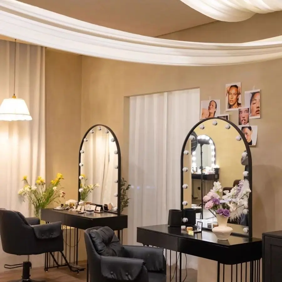 M Studio dressing table with lamp Professional makeup Senior courtyard Wedding shop Makeup artist studio Special dressing table