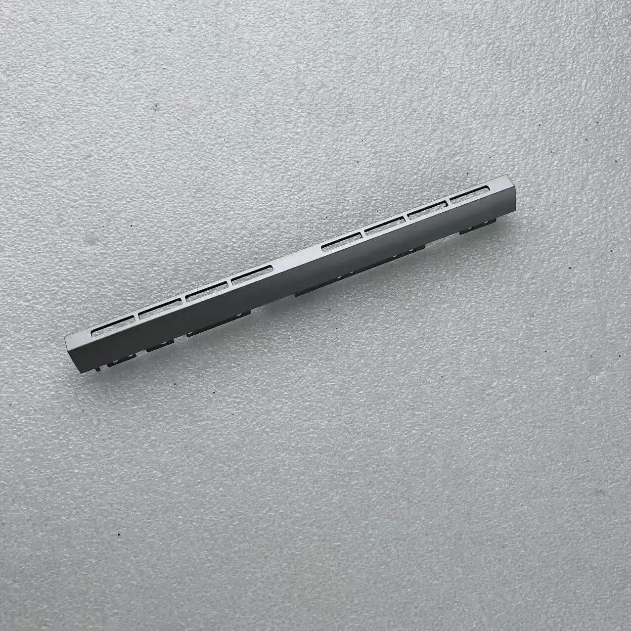 FOR DELL Latitude E7440 7440 7450 heat dissipation outlet trend pressing shaft cover 0TDW6D