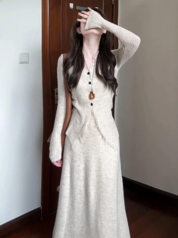 

Мягкий уютный вязаный открытый кардиган с V-образным вырезом, женский зимний новый свободный крой, длинный све, теплый модный повседневный трикотаж